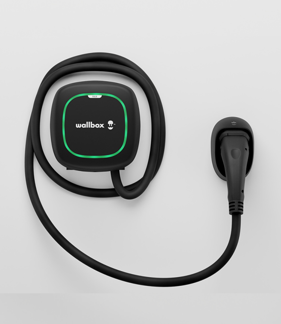 Câble de recharge bloqué : les bons réflexes sans forcer