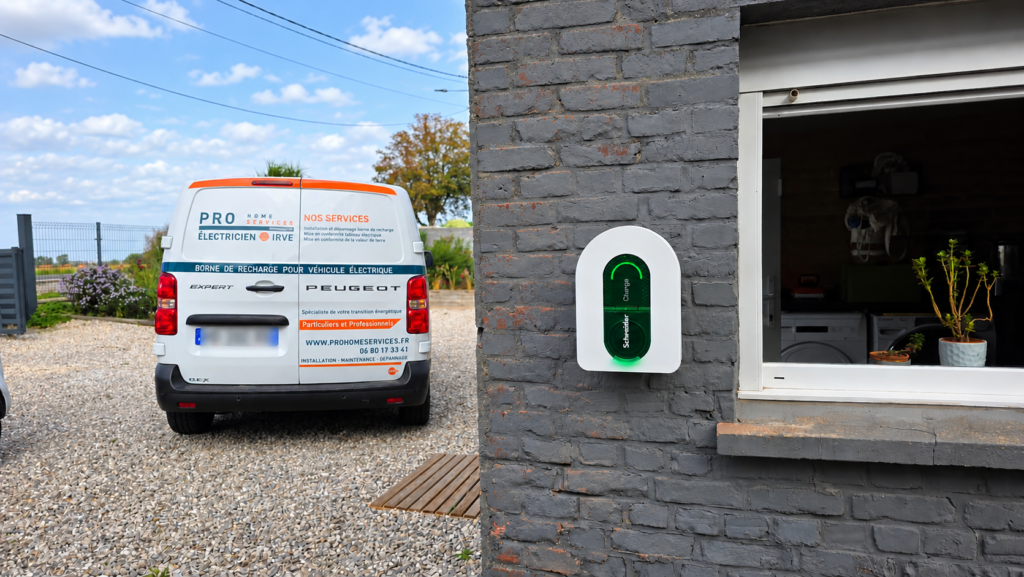 Installation de la borne Schneider Charge à Wormhout par PRO Home Services